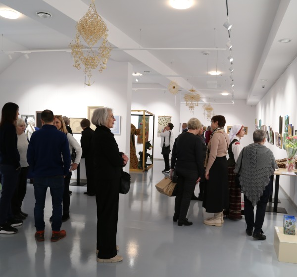 26-tą kartą Molėtų krašto muziejuje atidaryta dailės ir fotografijos premijos paroda