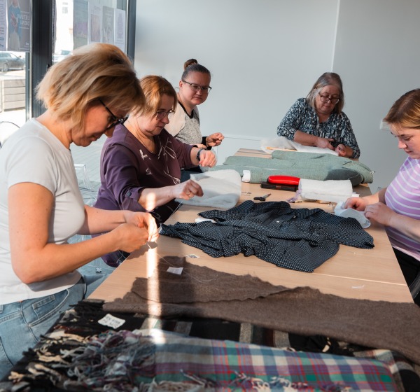 Intensyvi savaitė Molėtuose: muziejininkai gilino praktinius konservavimo įgūdžius